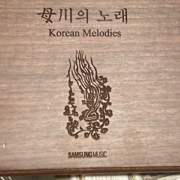 30% off w like Korean melodies Original Samsung Music Box Paperwork Stone NO CD - Picture 5 of 14